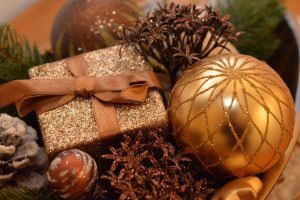 Presentes e enfeites de Natal